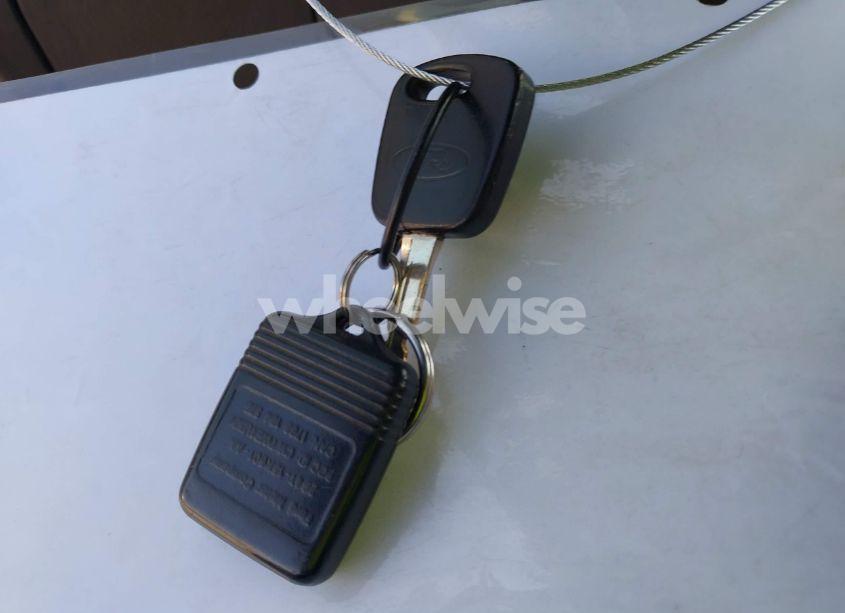 Photo 11 of 2004 Ford Focus SE (VIN 1FAFP34354W103841)