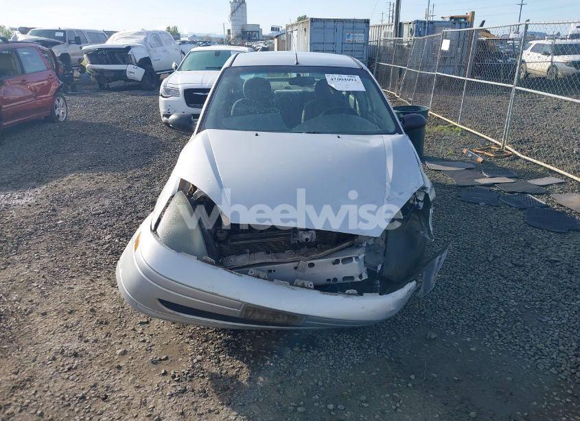 Photo 12 of 2004 Ford Focus SE (VIN 1FAFP34354W143014)