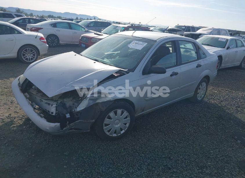Photo 2 of 2004 Ford Focus SE (VIN 1FAFP34354W143014)