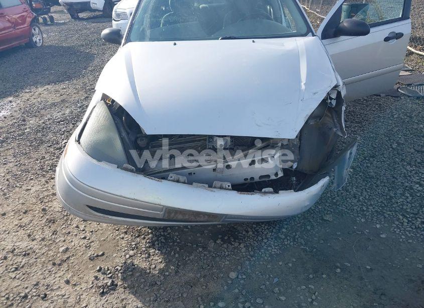 Photo 6 of 2004 Ford Focus SE (VIN 1FAFP34354W143014)