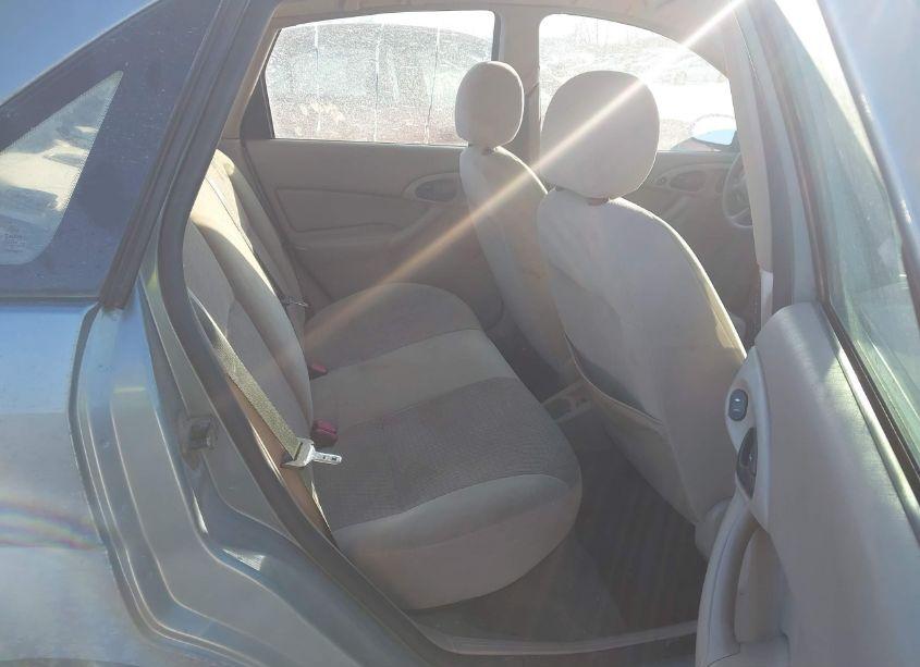 Photo 8 of 2003 Ford Focus SE (VIN 1FAFP34363W231293)