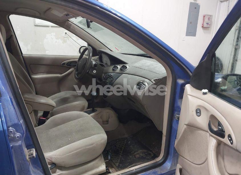 Photo 5 of 2003 Ford Focus SE (VIN 1FAFP34383W337776)