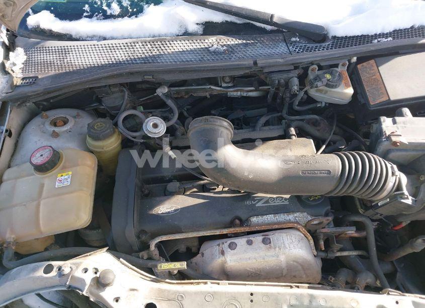 Photo 10 of 2004 Ford Focus SE (VIN 1FAFP34384W180607)