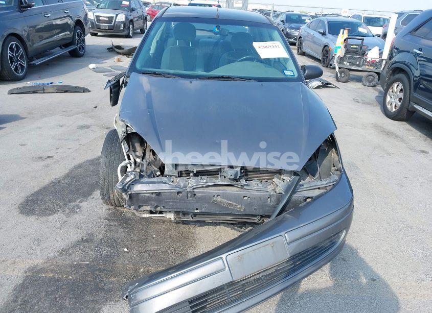Photo 6 of 2004 Ford Focus SE (VIN 1FAFP34384W189923)
