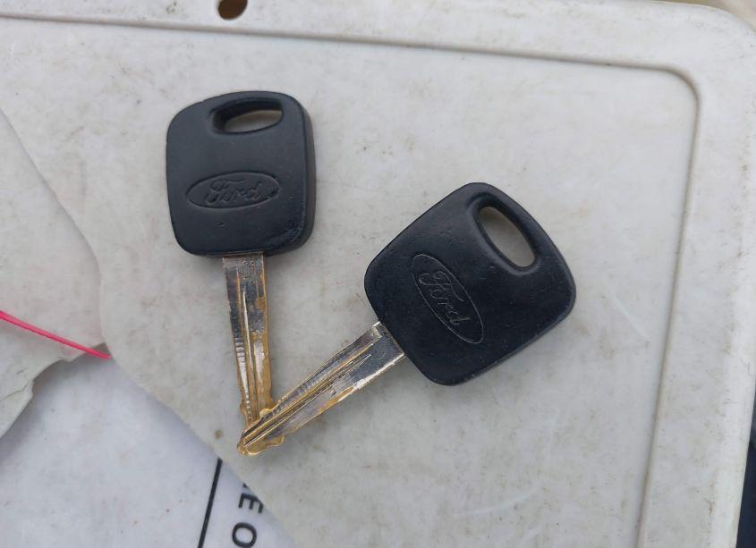 Photo 11 of 2000 Ford Focus SE (VIN 1FAFP3438YW206953)