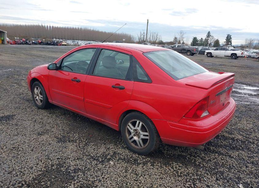 Photo 3 of 2000 Ford Focus SE (VIN 1FAFP3438YW206953)