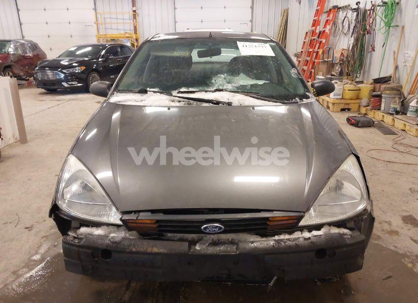 Photo 12 of 2002 Ford Focus SE (VIN 1FAFP34392W246403)