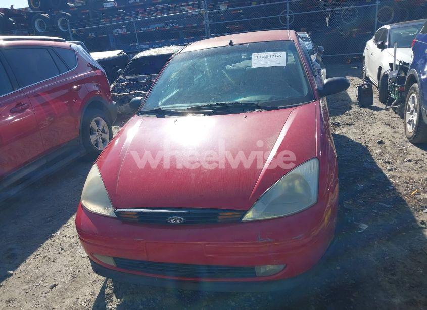 Photo 11 of 2001 Ford Focus SE (VIN 1FAFP343X1W270837)