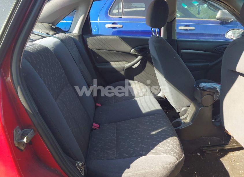 Photo 8 of 2001 Ford Focus SE (VIN 1FAFP343X1W270837)