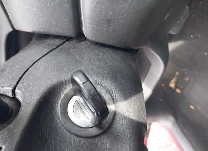 Photo 11 of 2001 Ford Focus SE (VIN 1FAFP343X1W299044)