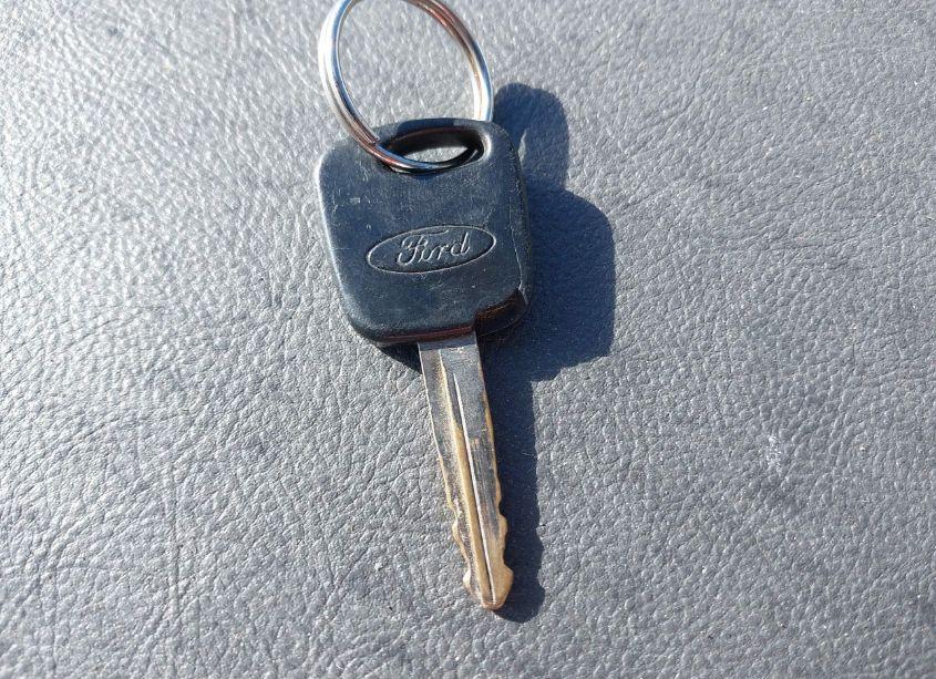 Photo 11 of 2005 Ford Focus ZX4 (VIN 1FAFP34N05W130450)