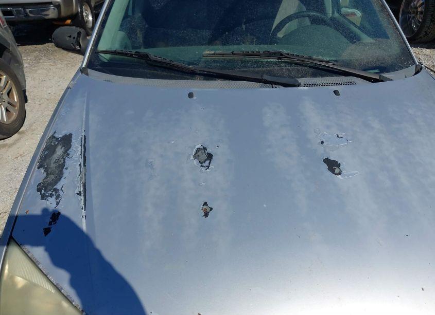 Photo 6 of 2005 Ford Focus ZX4 (VIN 1FAFP34N05W130450)