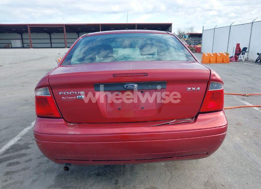 Photo 16 of 2005 Ford Focus ZX4 (VIN 1FAFP34N05W186288)