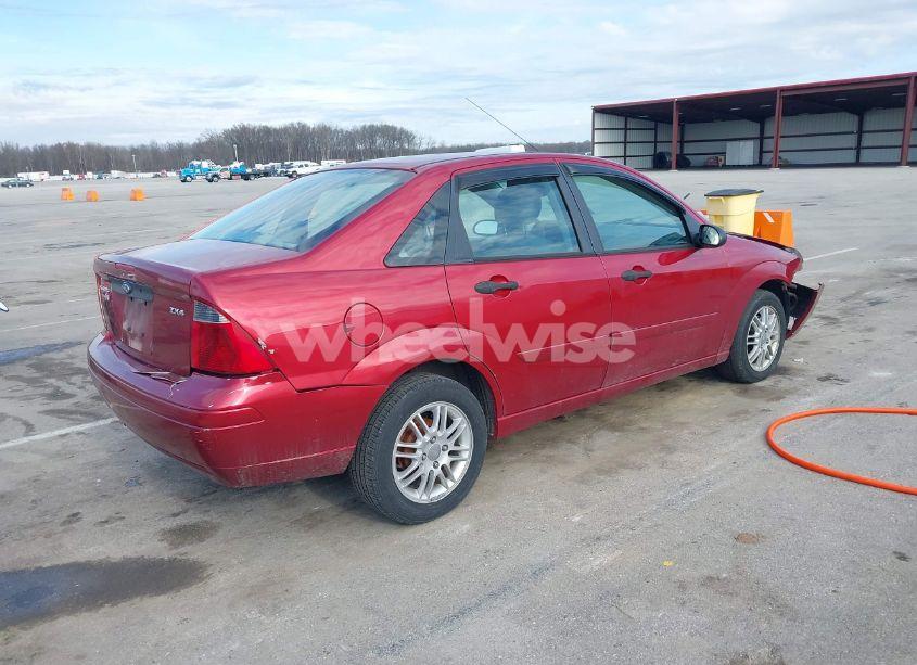 Photo 4 of 2005 Ford Focus ZX4 (VIN 1FAFP34N05W186288)