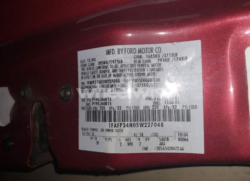 Photo 9 of 2005 Ford Focus ZX4 (VIN 1FAFP34N05W227048)