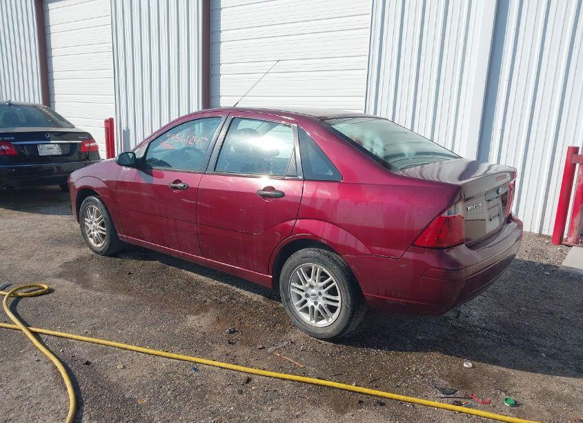 Photo 3 of 2006 Ford Focus ZX4 (VIN 1FAFP34N06W103346)