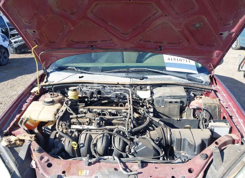 Photo 10 of 2006 Ford Focus ZX4 (VIN 1FAFP34N06W114041)