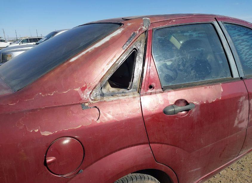 Photo 13 of 2006 Ford Focus ZX4 (VIN 1FAFP34N06W114041)