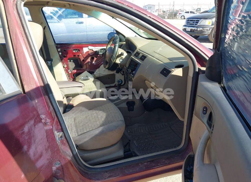 Photo 5 of 2006 Ford Focus ZX4 (VIN 1FAFP34N06W114041)