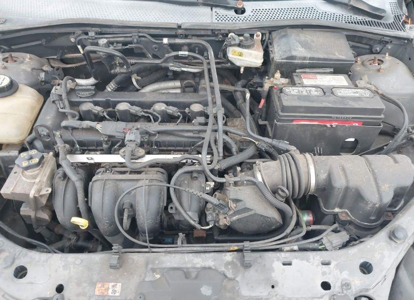 Photo 10 of 2006 Ford Focus ZX4 (VIN 1FAFP34N06W187863)