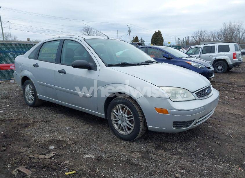 2007 Ford Focus S/SE/SES (VIN 1FAFP34N07W127583) main photo