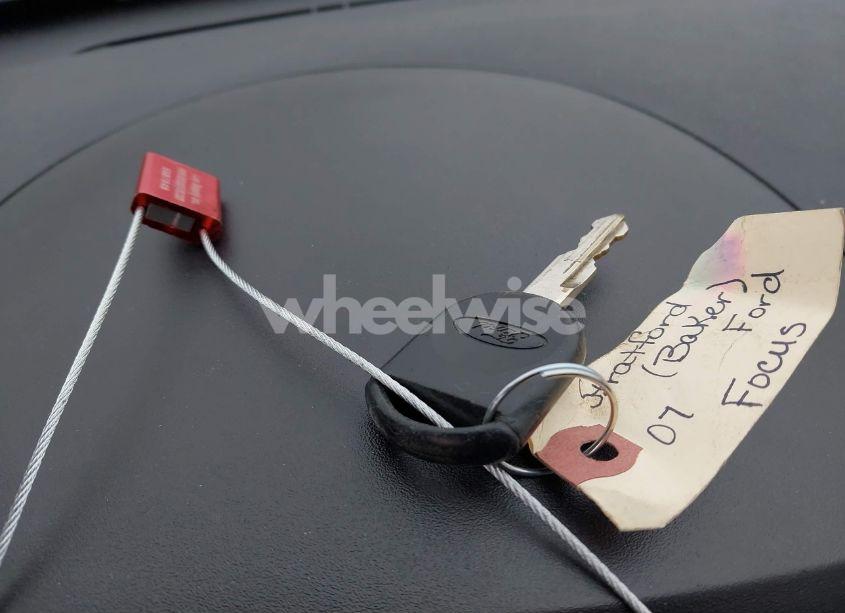 Photo 11 of 2007 Ford Focus S/SE/SES (VIN 1FAFP34N07W127583)