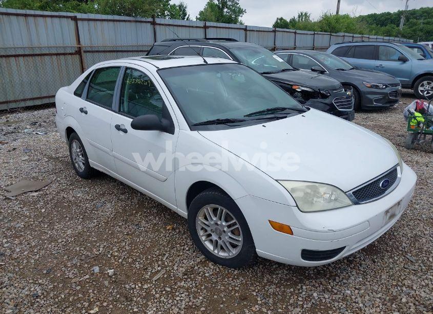 2007 Ford Focus S/SE/SES (VIN 1FAFP34N07W236755) main photo