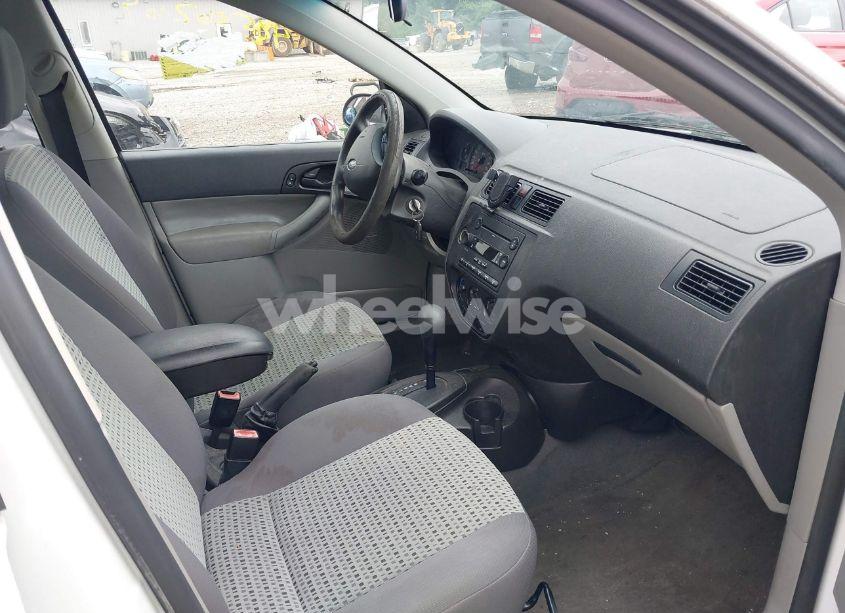 Photo 5 of 2007 Ford Focus S/SE/SES (VIN 1FAFP34N07W236755)