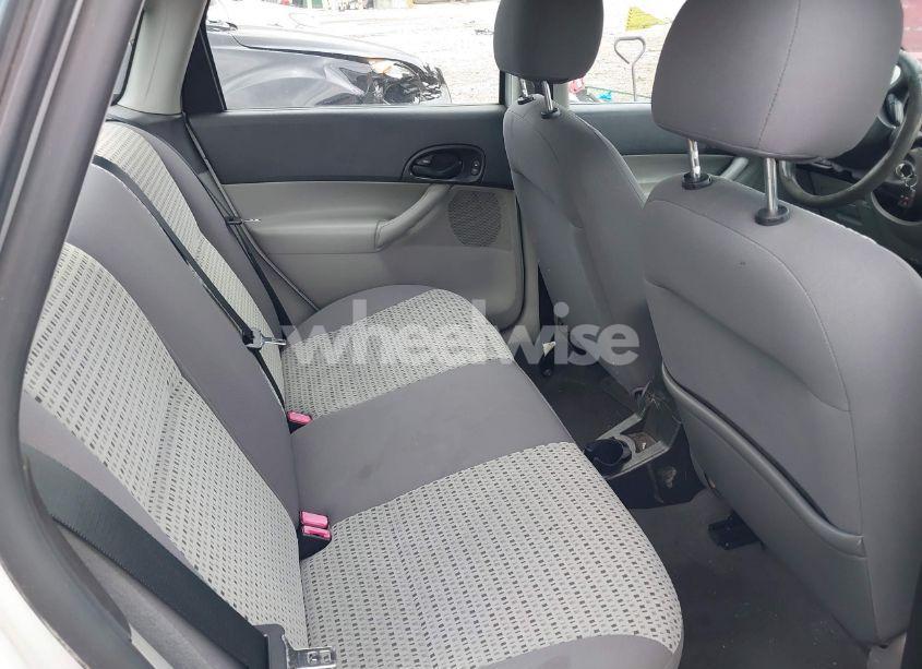 Photo 8 of 2007 Ford Focus S/SE/SES (VIN 1FAFP34N07W236755)