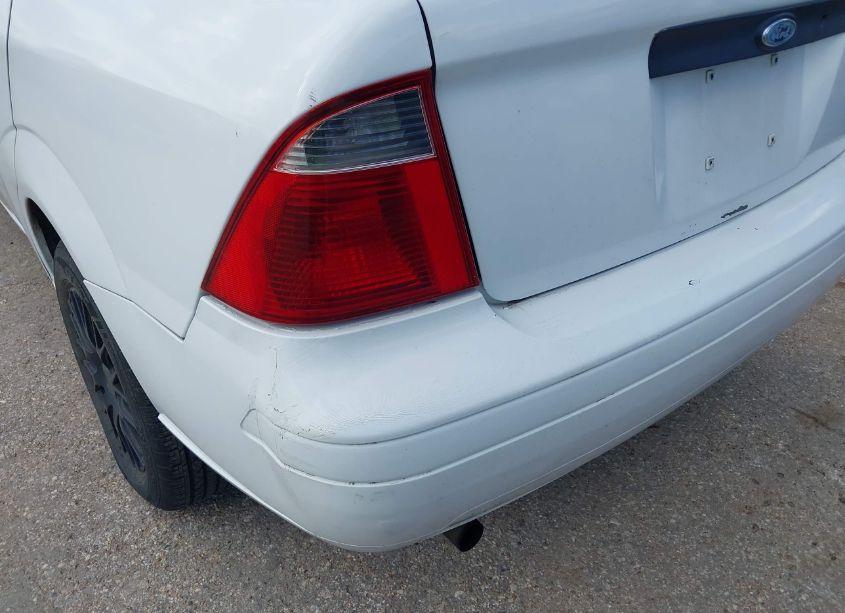 Photo 12 of 2007 Ford Focus S/SE/SES (VIN 1FAFP34N07W280075)