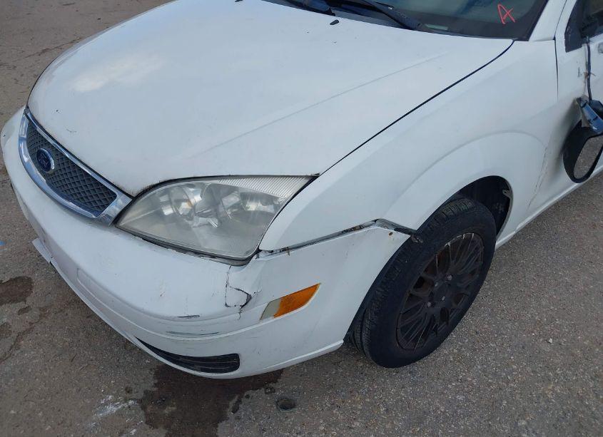 Photo 6 of 2007 Ford Focus S/SE/SES (VIN 1FAFP34N07W280075)