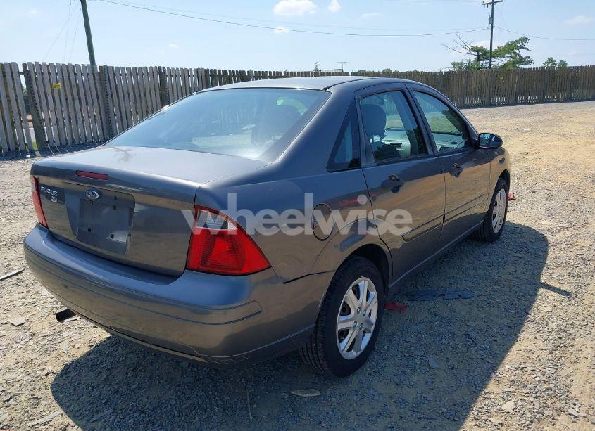 Photo 4 of 2007 Ford Focus S/SE/SES (VIN 1FAFP34N07W294736)