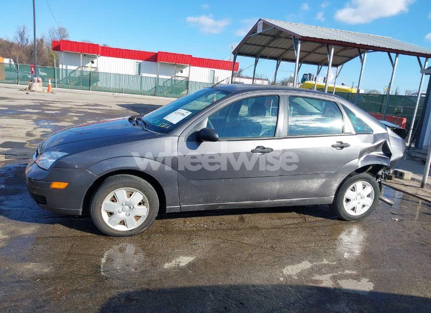 Photo 15 of 2007 Ford Focus S/SE/SES (VIN 1FAFP34N07W302480)
