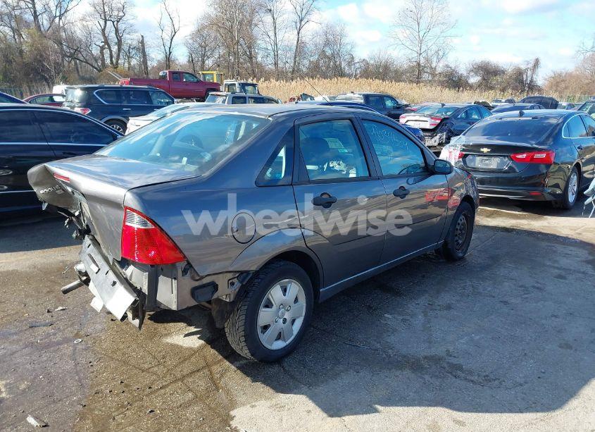 Photo 4 of 2007 Ford Focus S/SE/SES (VIN 1FAFP34N07W302480)