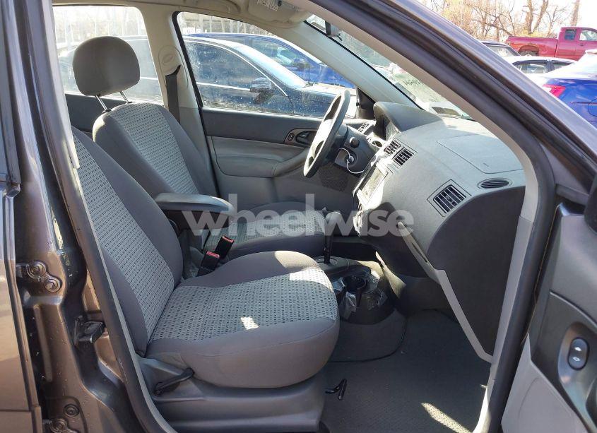 Photo 5 of 2007 Ford Focus S/SE/SES (VIN 1FAFP34N07W302480)