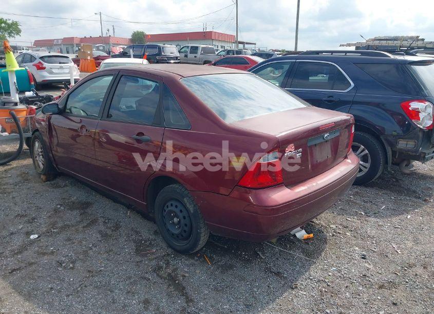 Photo 3 of 2007 Ford Focus S/SE/SES (VIN 1FAFP34N07W338511)