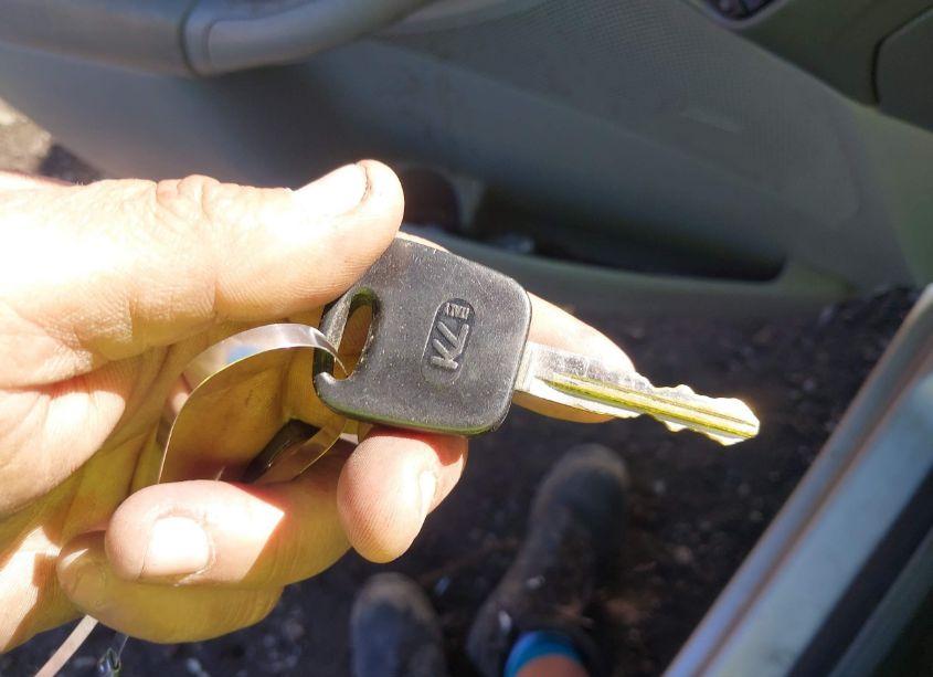 Photo 11 of 2005 Ford Focus ZX4 (VIN 1FAFP34N15W302341)