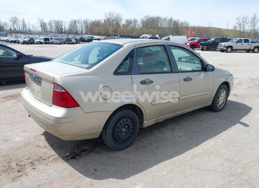 Photo 4 of 2007 Ford Focus S/SE/SES (VIN 1FAFP34N17W103292)