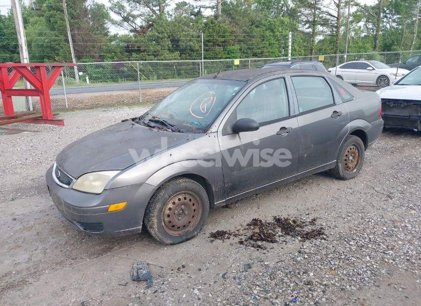 Photo 2 of 2007 Ford Focus S/SE/SES (VIN 1FAFP34N17W212691)