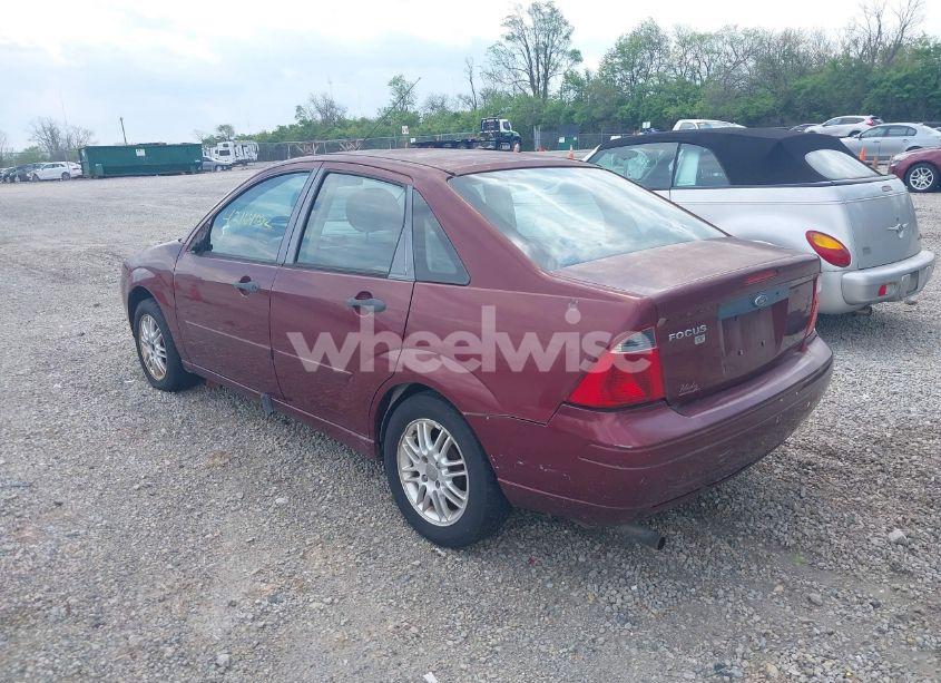 Photo 3 of 2007 Ford Focus S/SE/SES (VIN 1FAFP34N17W250308)