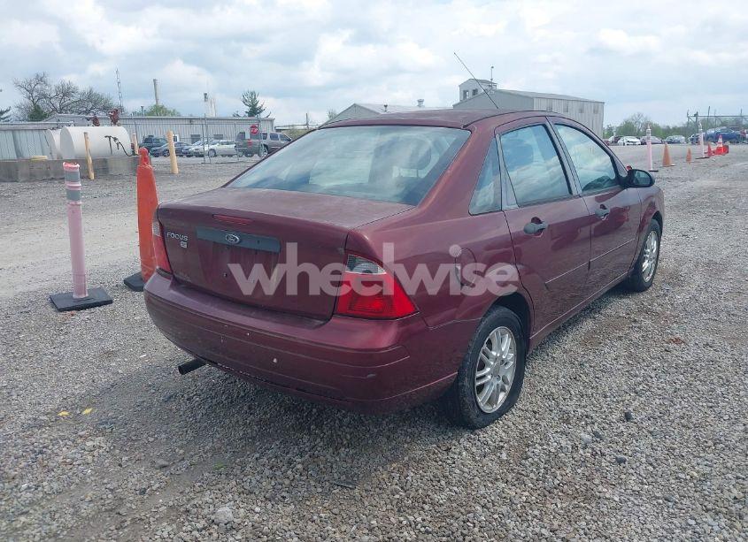 Photo 4 of 2007 Ford Focus S/SE/SES (VIN 1FAFP34N17W250308)