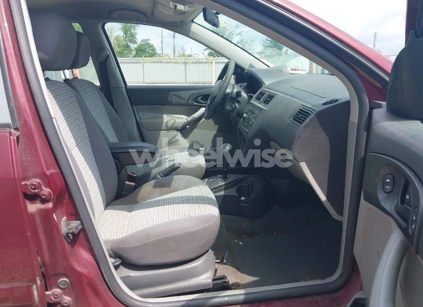 Photo 5 of 2007 Ford Focus S/SE/SES (VIN 1FAFP34N17W250308)