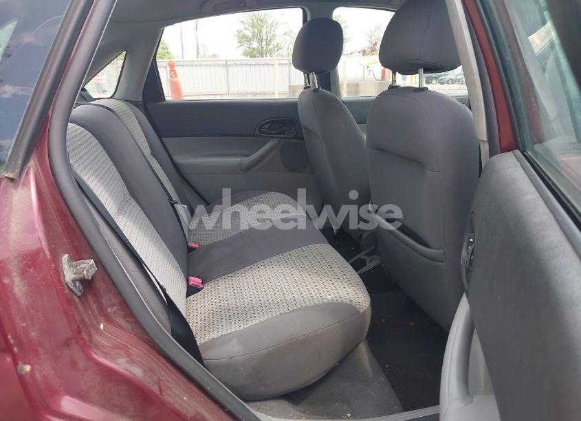 Photo 8 of 2007 Ford Focus S/SE/SES (VIN 1FAFP34N17W250308)