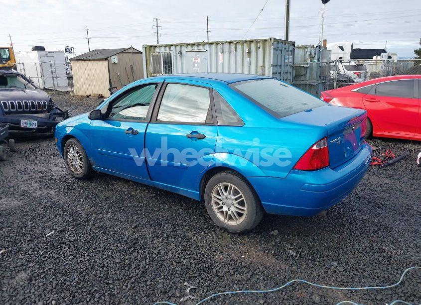 Photo 3 of 2007 Ford Focus S/SE/SES (VIN 1FAFP34N17W298004)