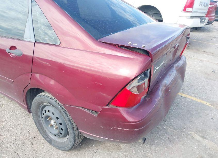 Photo 6 of 2007 Ford Focus S/SE/SES (VIN 1FAFP34N17W321717)