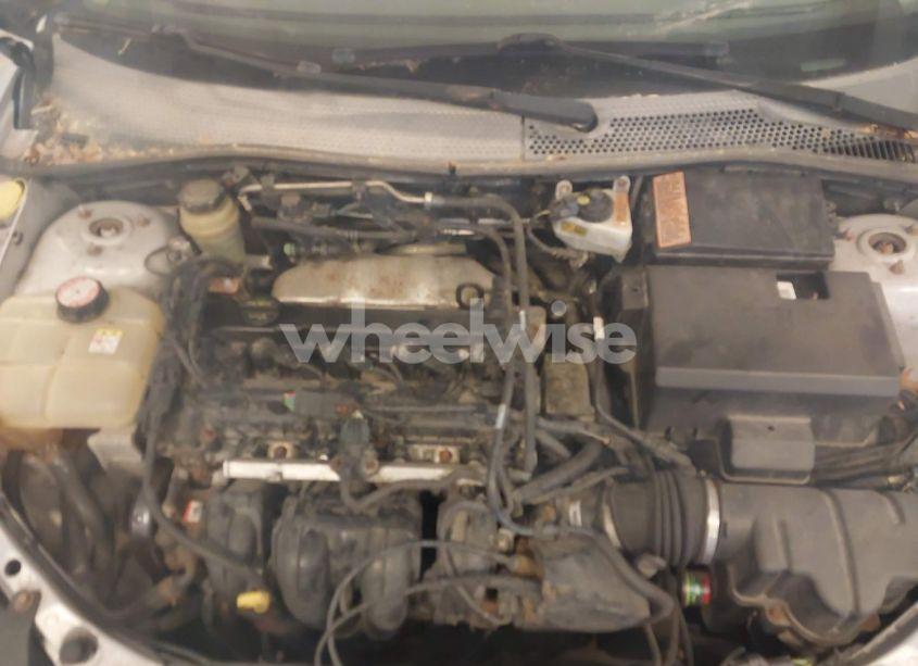 Photo 10 of 2005 Ford Focus ZX4 (VIN 1FAFP34N25W139215)