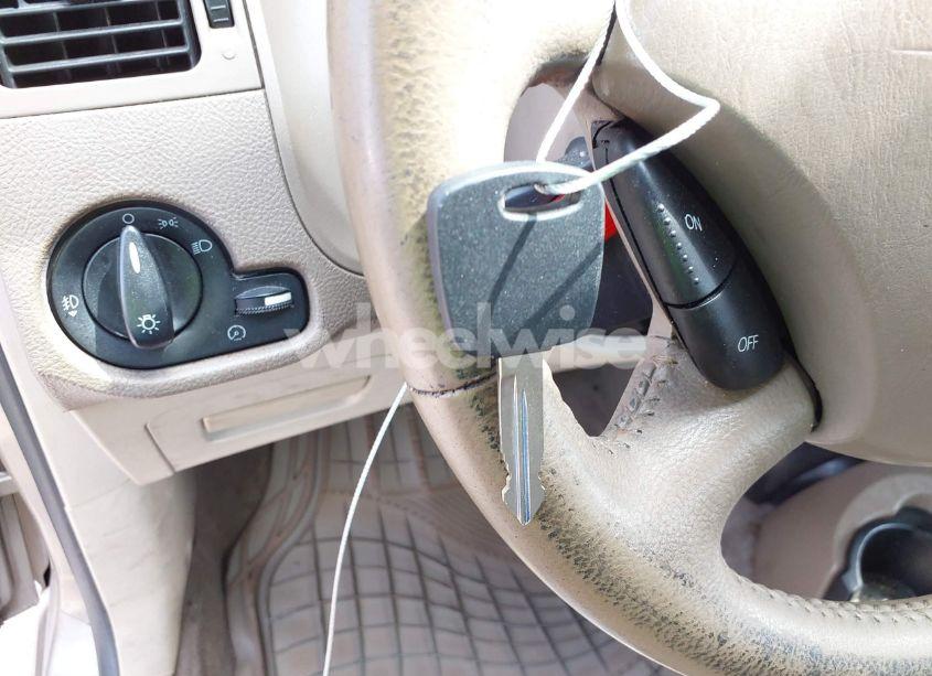 Photo 11 of 2005 Ford Focus ZX4 (VIN 1FAFP34N25W215709)