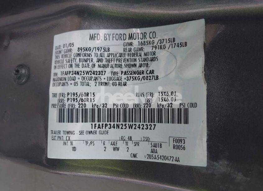 Photo 9 of 2005 Ford Focus ZX4 (VIN 1FAFP34N25W242327)