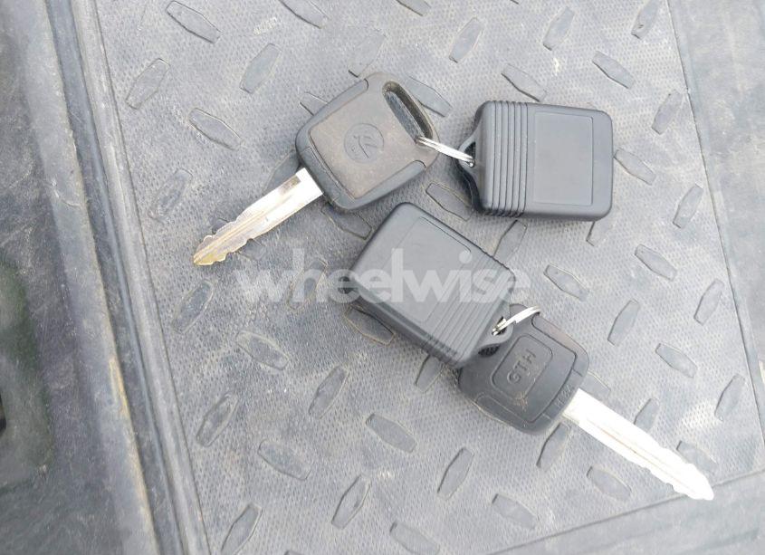 Photo 11 of 2005 Ford Focus ZX4 (VIN 1FAFP34N25W287932)