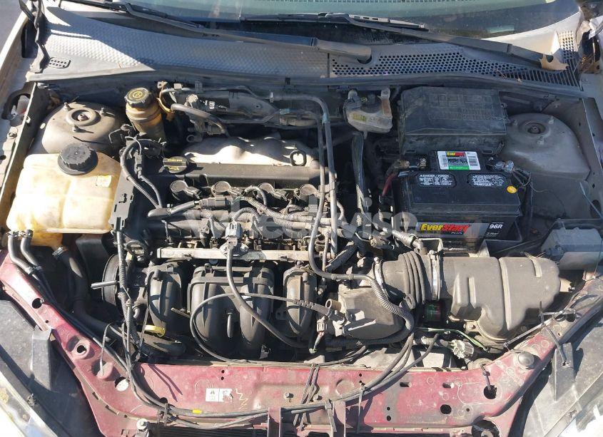 Photo 10 of 2005 Ford Focus ZX4 (VIN 1FAFP34N25W313591)